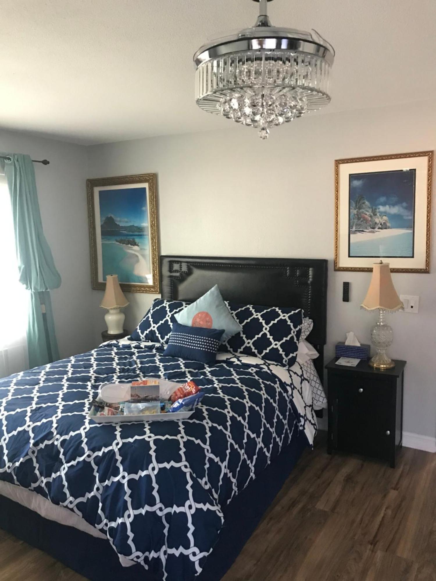 Romantic Coastal Private Room Oxnard Exterior photo